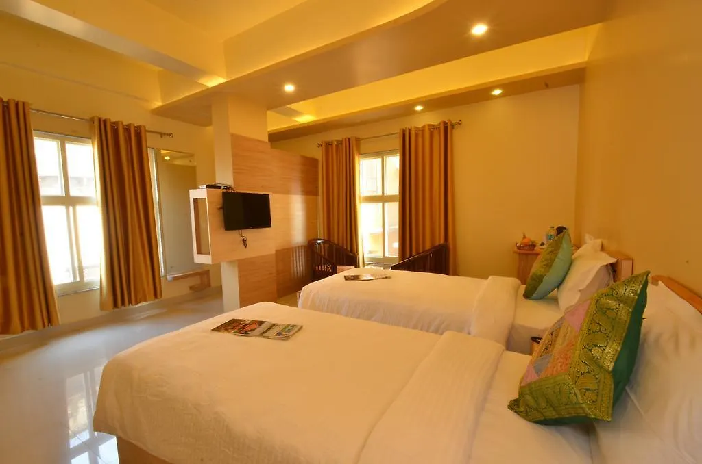 ***  Hotel Banaras Haveli Varanasi India